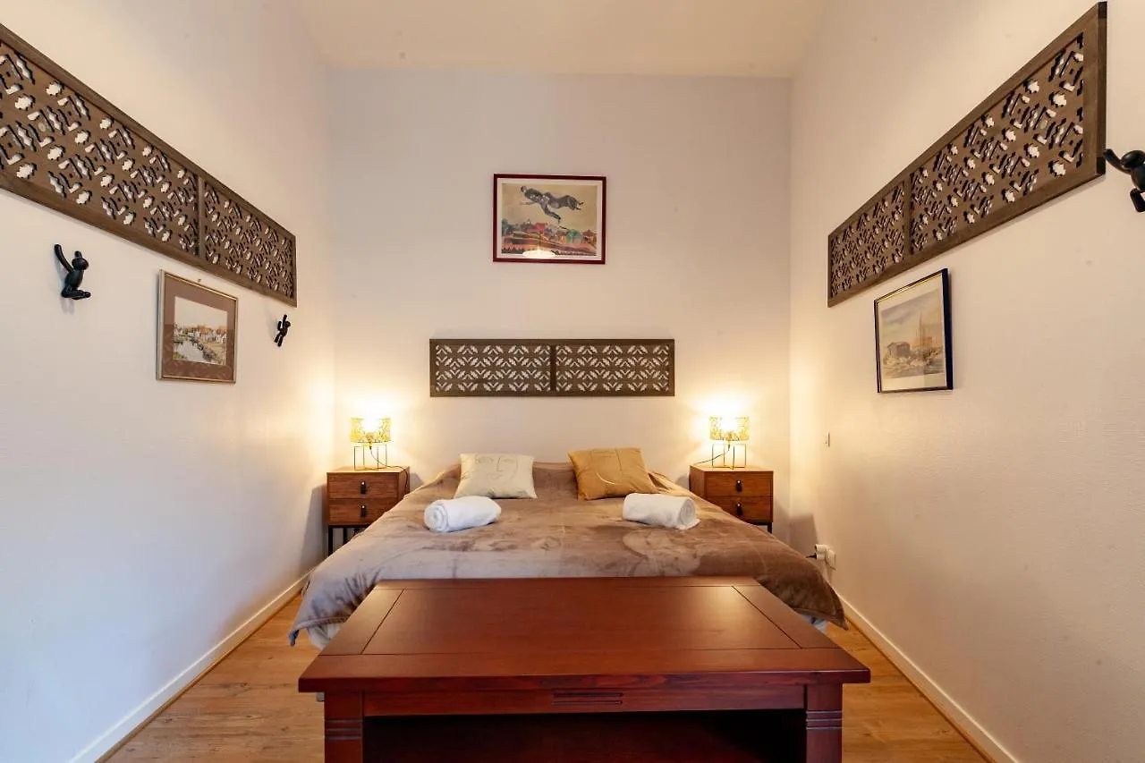 Appartement Le Patio - Hypercentre - Cour Au Calme - Wifi à Vannes 0*,
